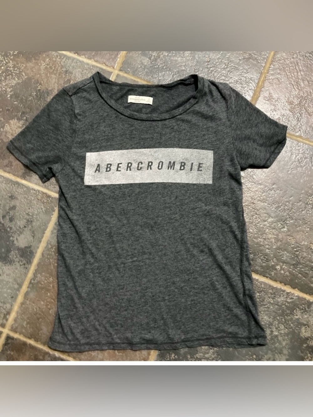Abercrombie & Fitch Women’s Charcoal Gray Logo Tee Size S